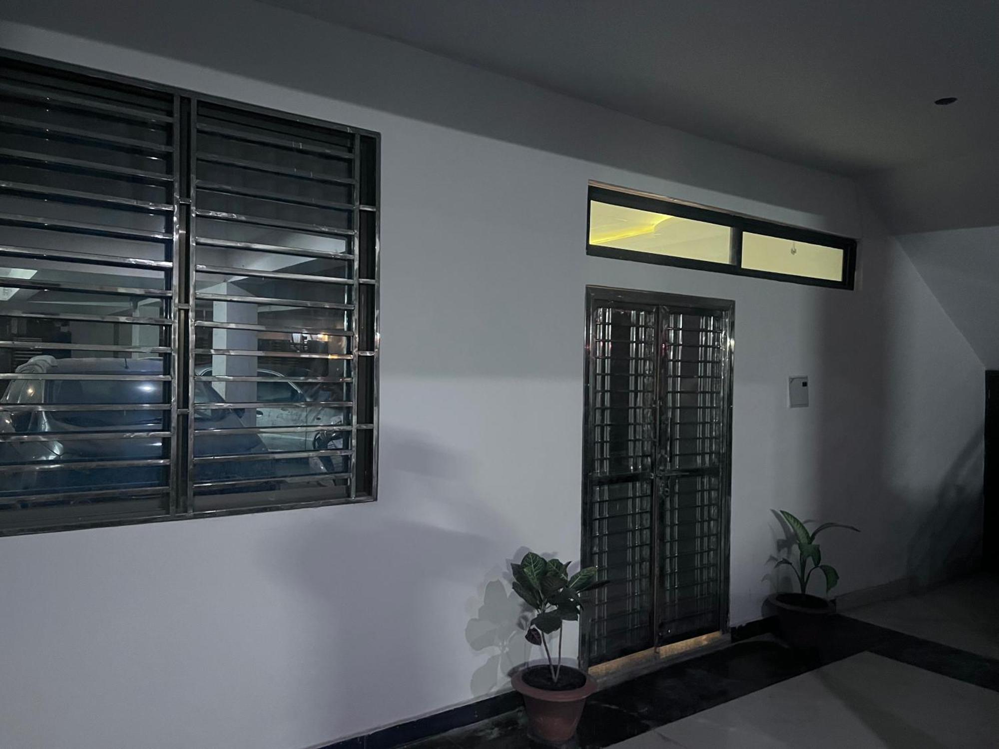 J K Apartment Allāhābād Junction Exterior foto