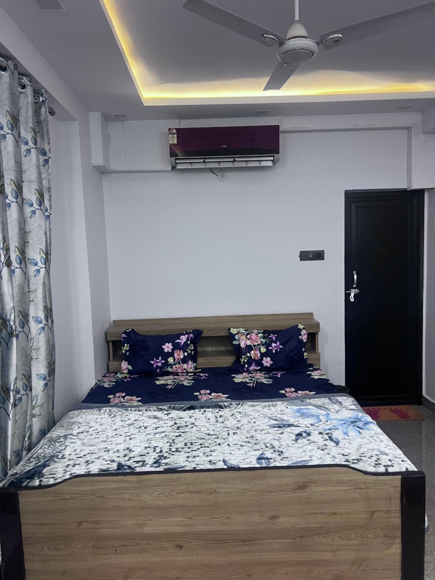 J K Apartment Allāhābād Junction Exterior foto